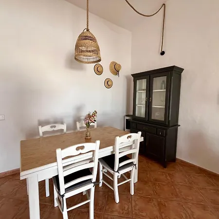 Casa Drago: En El Centro De Fuerteventura Valles de Ortega